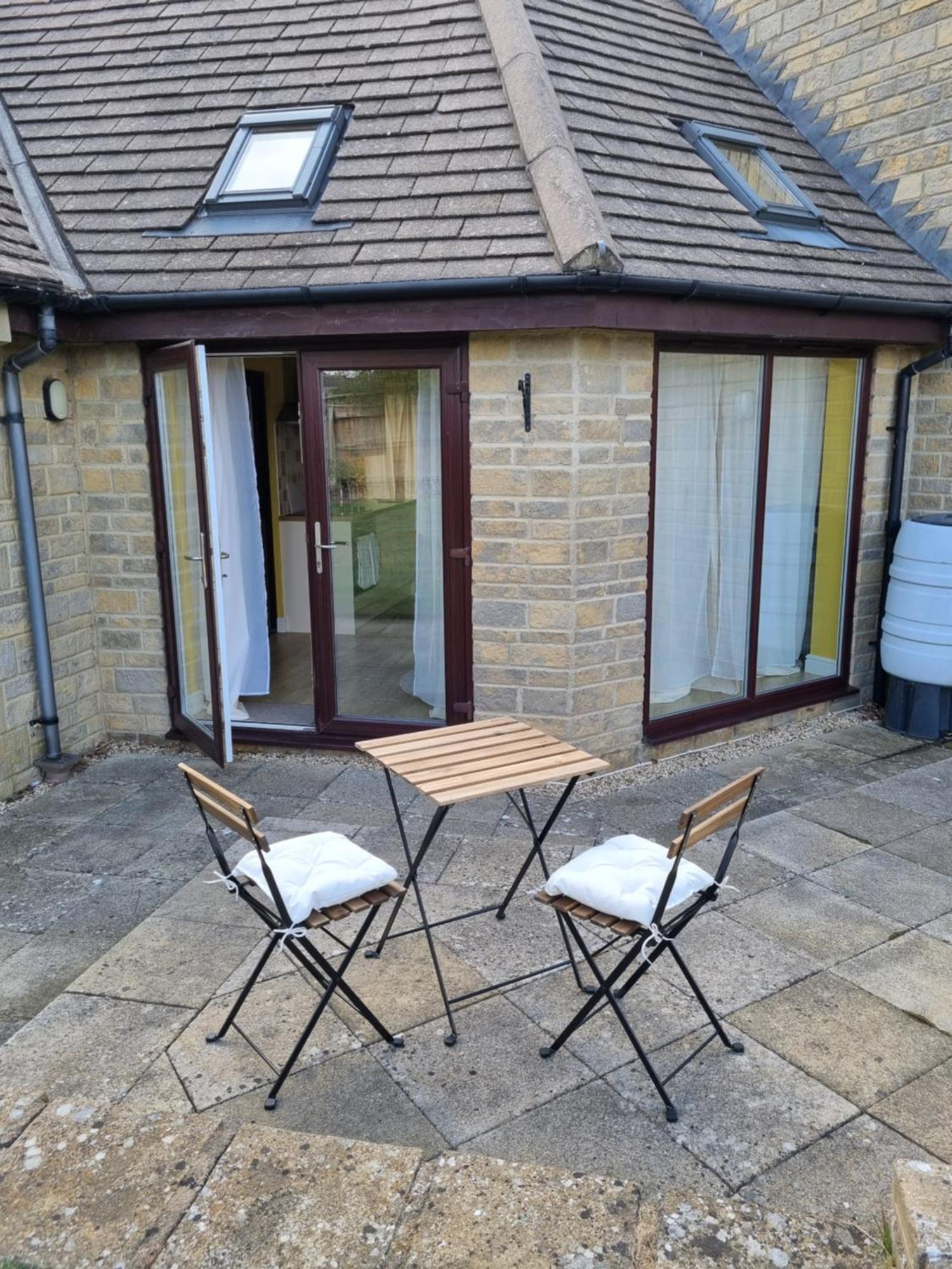 A Quiet Gem Just Outside Oundle Apartment Exterior photo